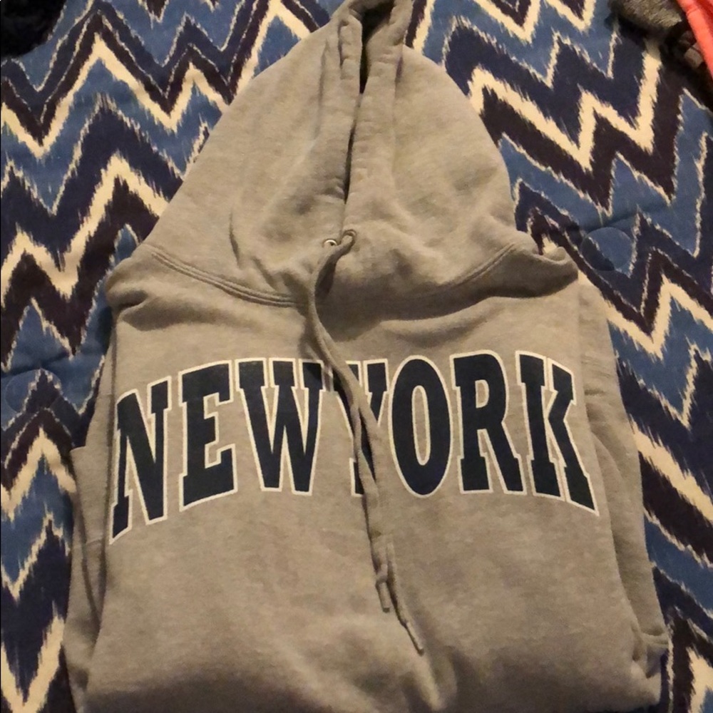 New York sweatshirt